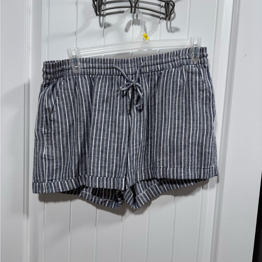 Old Navy High Waist Striped Blue Shorts